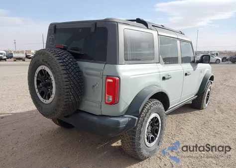 2022 Ford Bronco Black Diamond из США, поврежденный, VIN 1FMEE5DP8NLB10601